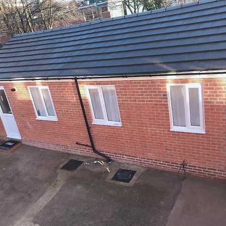 Flat 2 - Entire Modern Two Bedrooms Home With En-Suite & Free Parking Close To Qmc, City Centre And Notts Uni - Self Check In Nottingham Exterior foto