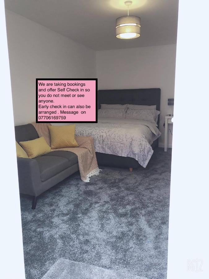 Flat 2 - Entire Modern Two Bedrooms Home With En-Suite & Free Parking Close To Qmc, City Centre And Notts Uni - Self Check In Nottingham Exterior foto